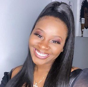 Meet your Posher, Aundreana